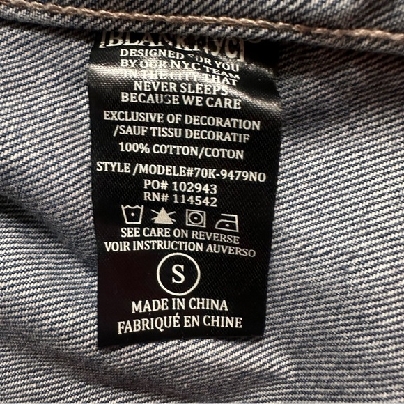 BlankNYC Women’s Denim Jacket Size Small Distressed Hem Paisley Print Jean Coat - Picture 9 of 9